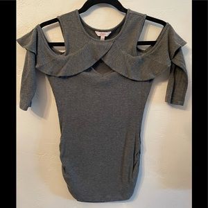 Ribbed Cold Shoulder Top